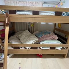 【値下げ】安定感抜群二段ベッド　分割使用可能　耐重量500kg