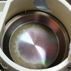 電気ポットの画像