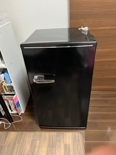 1ドア レトロな冷蔵庫
