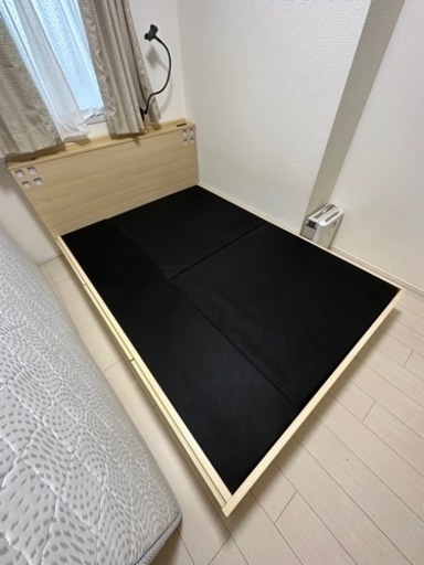 日本製　ダブルベッド