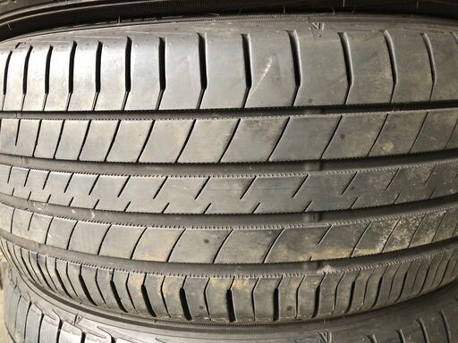 JM２９　?タイヤ安く譲ります??２１５/４５R１７?　国産タイヤ（エキシージ・CT・８６・カルディナ・カローラ・ＢＲＺ・ポロ）