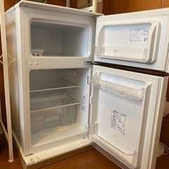 2段式冷蔵庫　Hisenseの画像