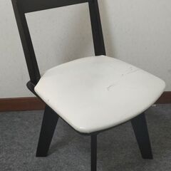 配送無料　白い回転 椅子