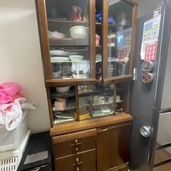 木製食器棚