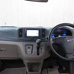 【安全装備が充実していて取り回しが良い車！！】　燃費も良いのでオ...