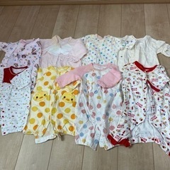 新生児の服！女の子の色味が多いです！の画像