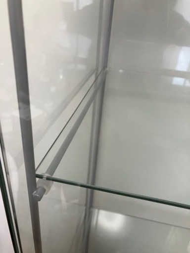 【取引中】IKEAガラスケース キャビネット