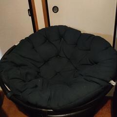 浮いてるような感覚のイス