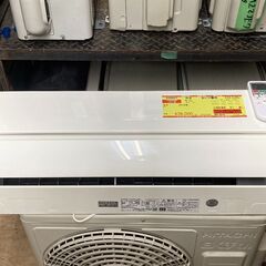 K04557　日立　2019年製　中古エアコン　主に10畳用　冷房能力　2.8KW ／ 暖房能力　3.6KW