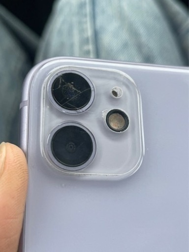 iPhone11 64ギガ カメラ割れあり