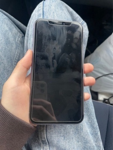 iPhone11 64ギガ カメラ割れあり