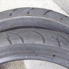 タイヤ 17インチ 120 180 ダンロップの画像