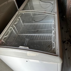 ダイレイ無風冷凍庫