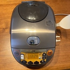 ZOJIRUSHI 象印　IH炊飯ジャー　極め炊き　炊飯器