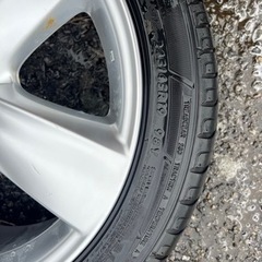 レクサス純正タイヤ　245/45/R19