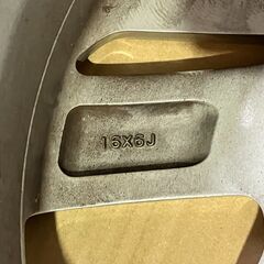 A200A　ライズ 純正 アルミホイール 16×6J 4穴 1本のみ　シルバーの画像
