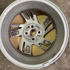 A200A　ライズ 純正 アルミホイール 16×6J 4穴 1本のみ　シルバーの画像