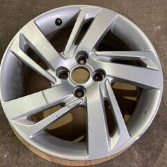 A200A ライズ 純正 アルミホイール 16×6J 4穴 1本のみ シルバー