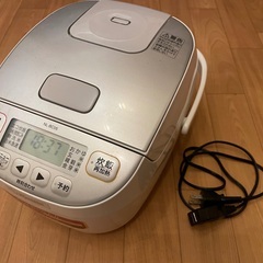 象印　マイコン炊飯器　３合