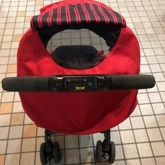 コンビ　ベビーカーの画像