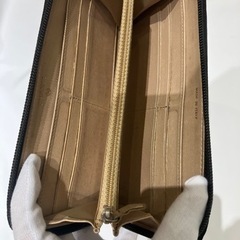 ⭐︎鑑定済み⭐︎ CHANEL 財布 カメリア ジップウォレット 黒の画像