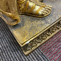 戦士のガラステーブル②　高級インテリア　ガラス天板付き　インテリアテーブル　ミニテーブルの画像
