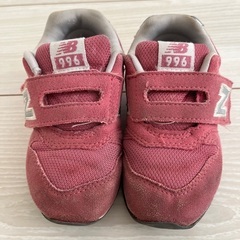 スニーカーnew balance①(キッズ、子ども靴)