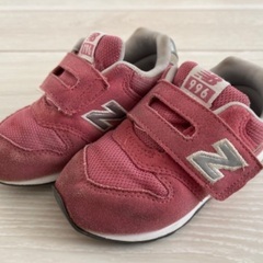 スニーカーnew balance①(キッズ、子ども靴)の画像