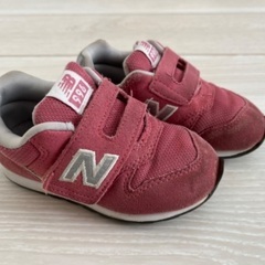 スニーカーnew balance①(キッズ、子ども靴)の画像