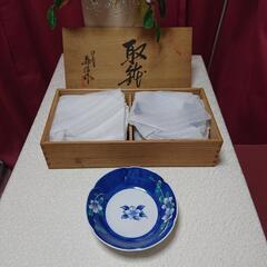 【伊万里 寿峰作 取鉢】