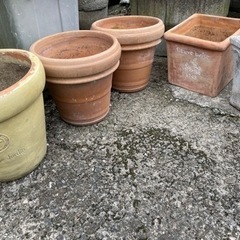 植木鉢　一個500円
