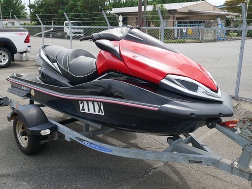 淡水使用　カワサキ　ウルトラ　300X　船検、令和11年5月まで　トレーラー車検、令和6年8月まで　セットで　112アワー