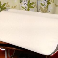 ニトリ　肩・首・背中も支えるまくら