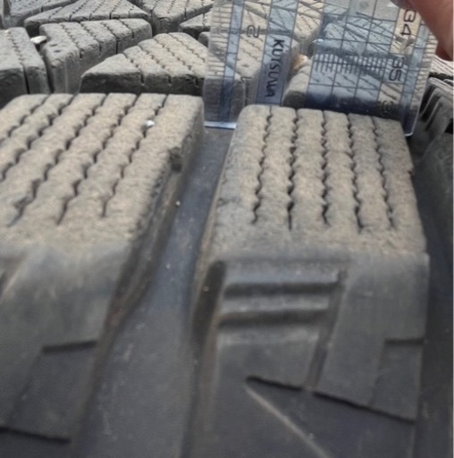 【お話中】フォレスター着用　225/55r18 スタッドレス　ホイールセット4本　ブリザック　dm-v2