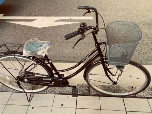 あちこち新品に交換してる中古自転車なので、購入後すぐに修理などは、ほぼないと思います！27インチ。オートライト付き。