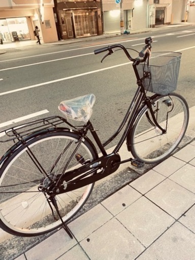 あちこち新品に交換してる中古自転車なので、購入後すぐに修理などは、ほぼないと思います！27インチ。オートライト付き。