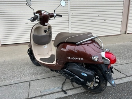 ☆ジョルノ低燃費FIモデル☆走行たったの2.200km!女性ワンオーナー車両^_^バッテリー・プラグ・グリップなど新品交換で快調ですよ☆