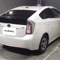⭐️誰でも車が買える低与信・自社ローン専門店⭐️安心の12ヶ月保証！平成26年式プリウス！30後期型！の画像