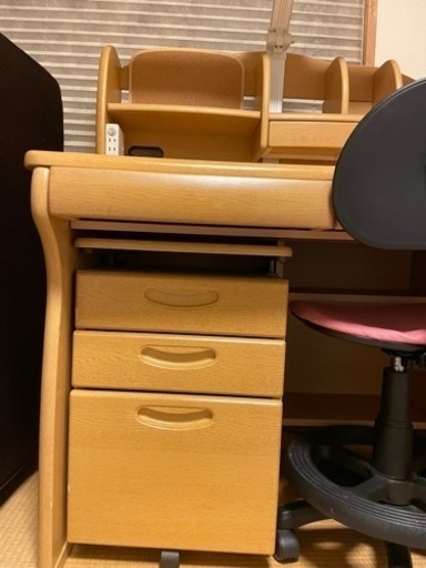 【学習机】【値段交渉受付】イス付き！キャビネット付き！