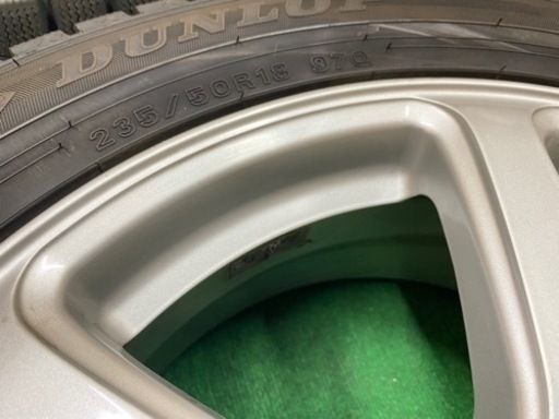 235/50R18・ヴェルファイア、アルファード　スタッドレスタイヤ4本