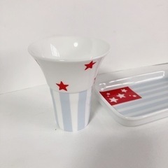 アメリカン柄　フリーカップ　ミニ皿　セットの画像