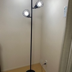 フロアランプ・調光リモコン付き(高さ最大:1750)の画像