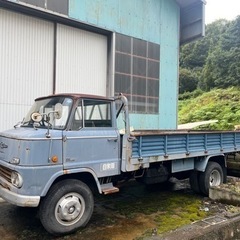 ★国宝級★昭和48年式:超希少車・日産トラック！日本に数台？めちゃくちゃお洒落！の画像