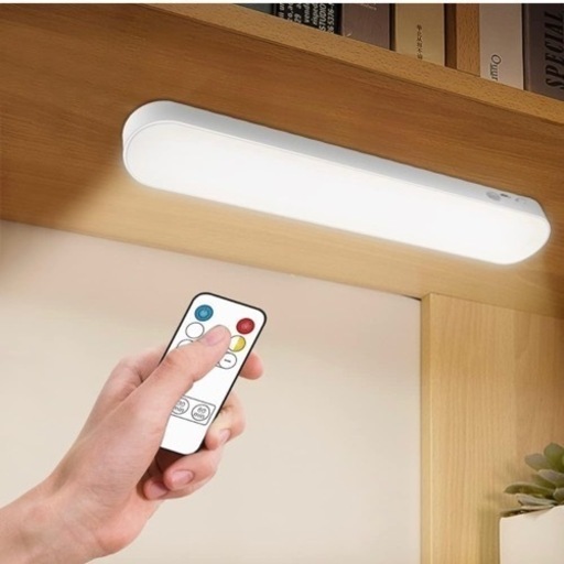 【新品】LEDデスクライト 無段階調光 読書灯 卓上 充電式 4W マグネットとリモコン
