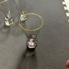 【未使用】おしゃれなグラスの画像