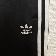 【美品】アディダス スリーストライプス　ジョガーパンツ　Lの画像