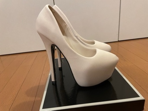 ◆ BENEDETTA ヒール ◆ベージュ