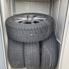 225\60r17  1シーズン使用　スタッドレスタイヤ　ワンシーズン利用　ホイール付きの画像
