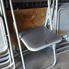 折りたたみ椅子