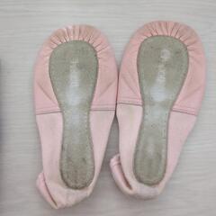 Chacottバレエシューズの画像